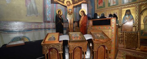 Преосвященнейший епископ Николай совершил Литургию Преждеосвященных Даров в Свято-Троицком храме